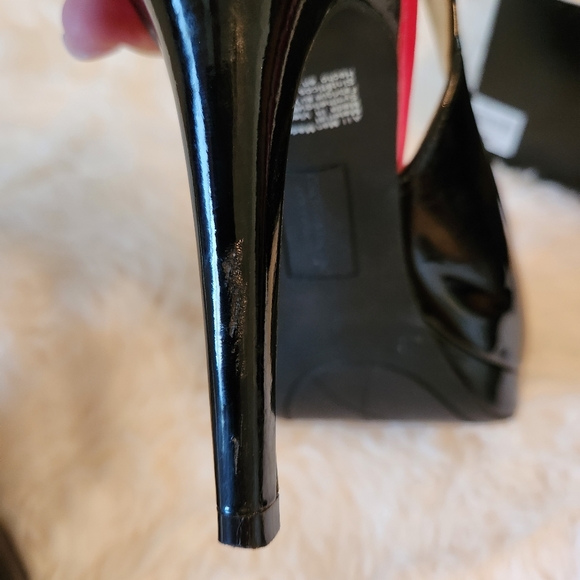 Heels - Picture 7 of 7